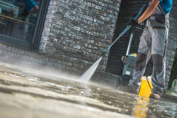 Best Soft Washing  in Hughson, CA